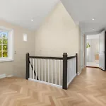 Unik Villaeiendom, Totalrenovert I Klassisk Stil Vila *