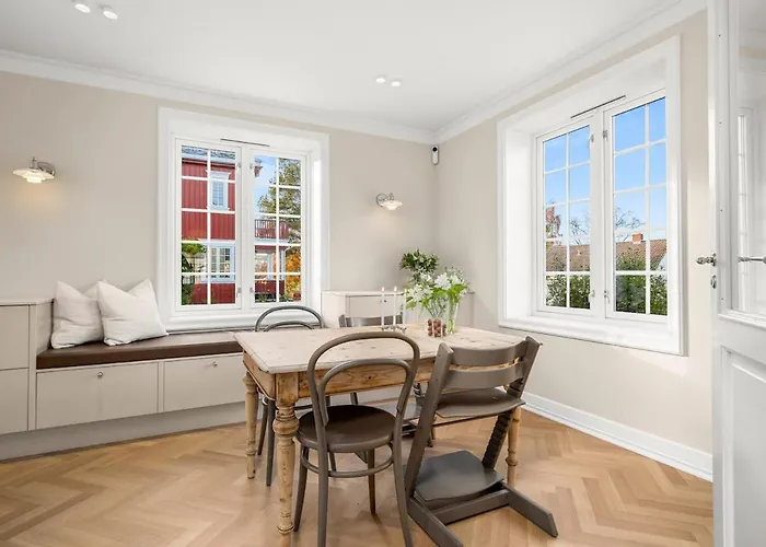 Willa Unik Villaeiendom, Totalrenovert I Klassisk Stil *