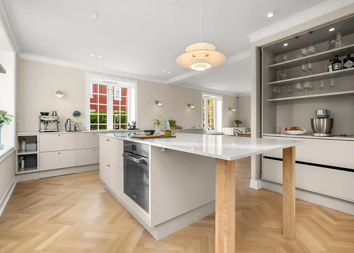 Unik Villaeiendom, Totalrenovert I Klassisk Stil * Trondheim